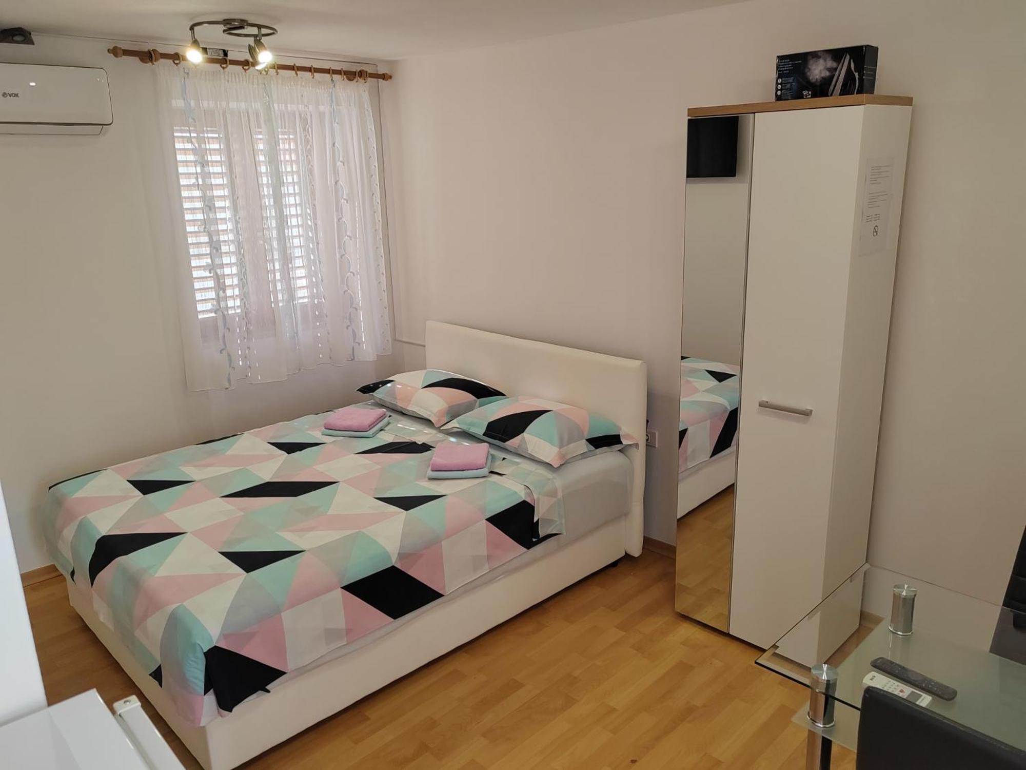 Rooms Neda Ізола Номер фото
