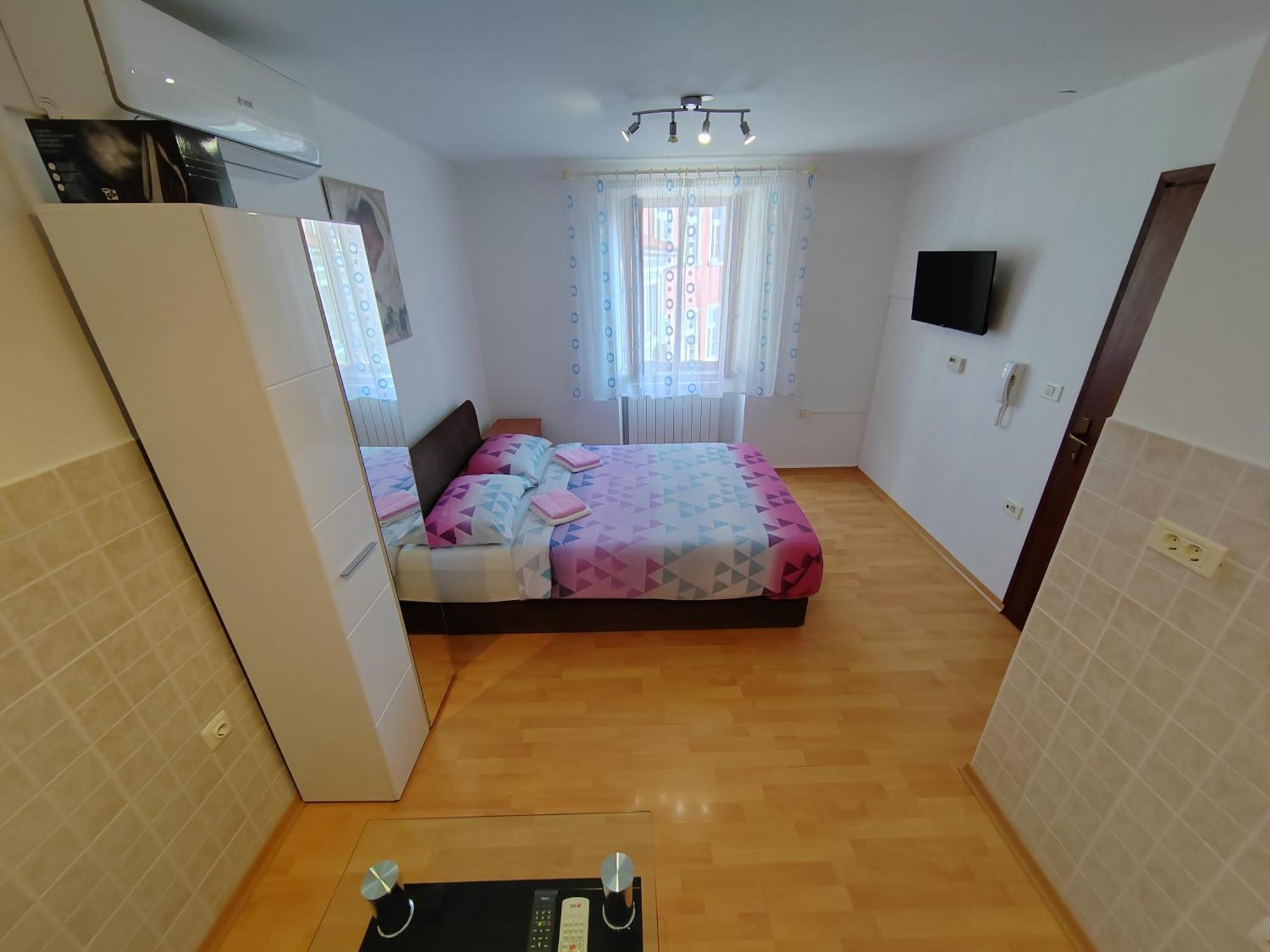 Rooms Neda Ізола Номер фото