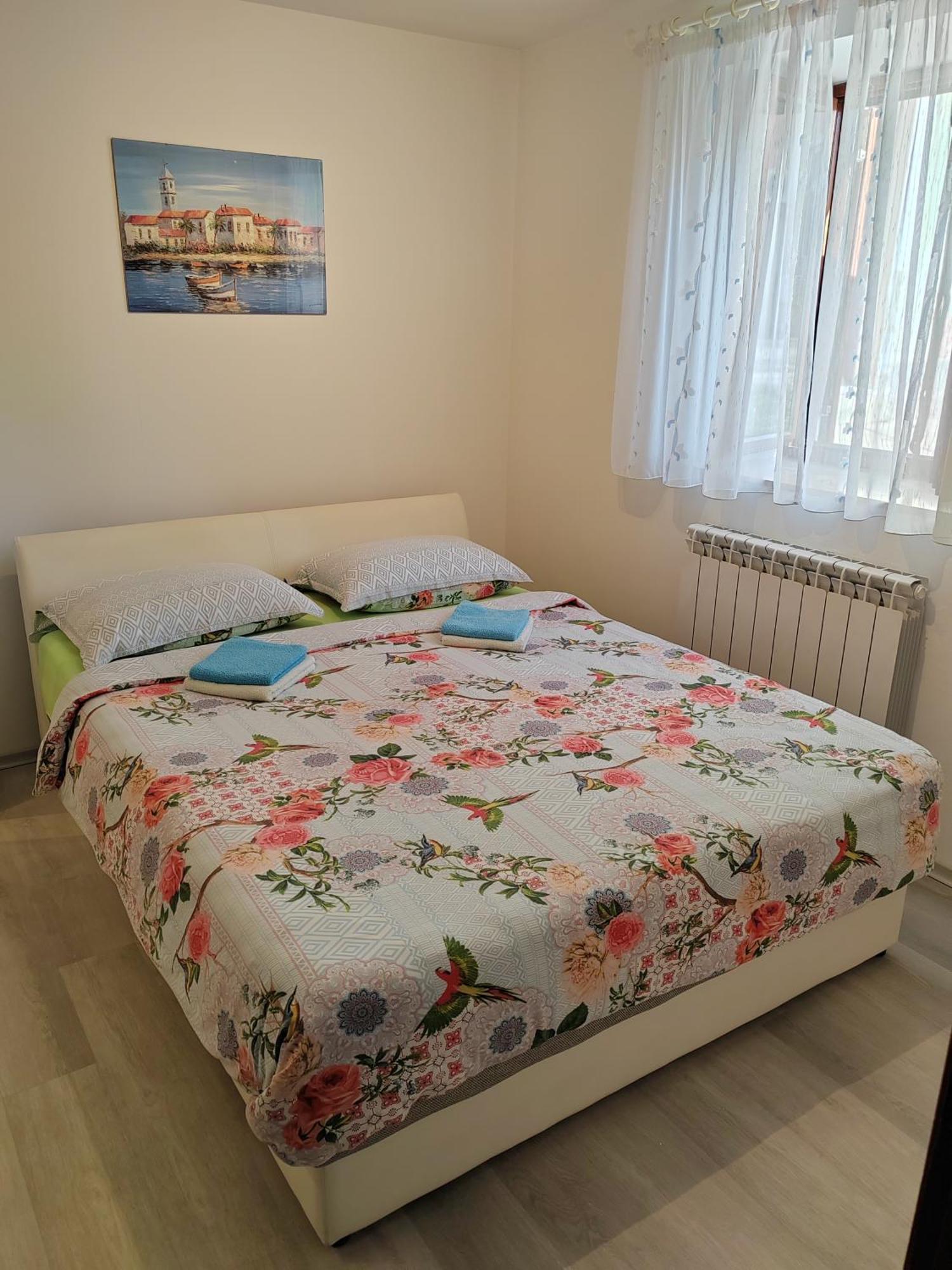 Rooms Neda Ізола Номер фото